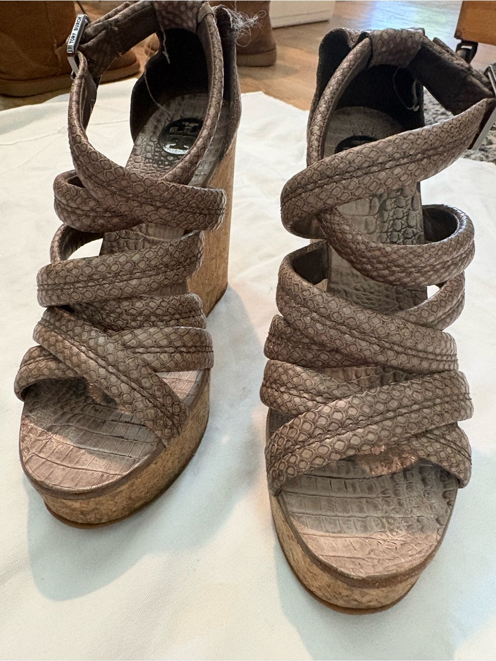 Tory Burch Taupe Textured Strappy Platform Wedges Size 8.5 GUC